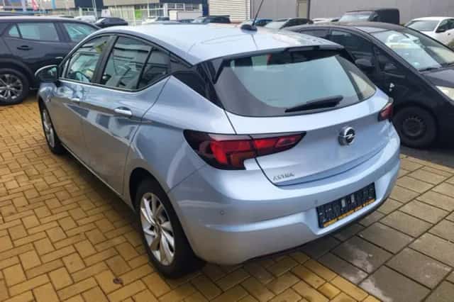 Opel Astra (2020) thumbnail 4