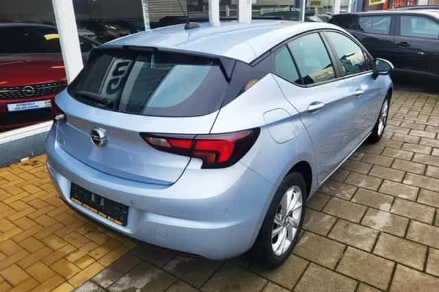 Opel Astra (2020) thumbnail 6