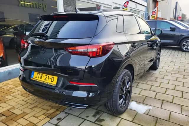 Opel Grandland (2023) thumbnail 6
