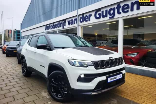 Jeep Compass (2022) thumbnail 1