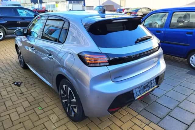 Peugeot 208 (2025) thumbnail 4
