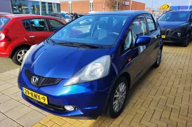 Honda Jazz (2010) thumbnail 3