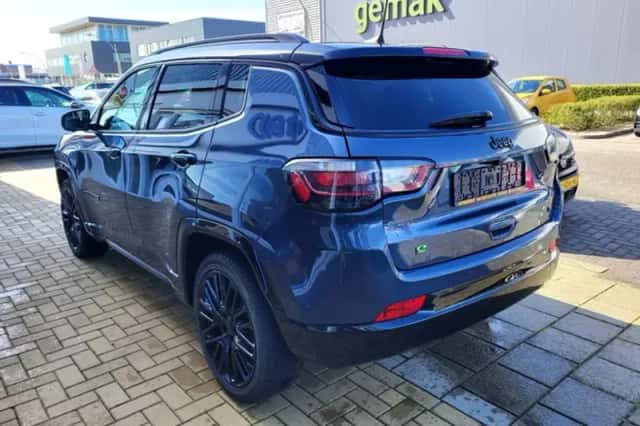 Jeep Compass (2023) thumbnail 4