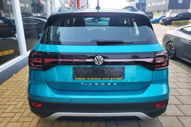 Volkswagen T-Cross (2019) thumbnail 5
