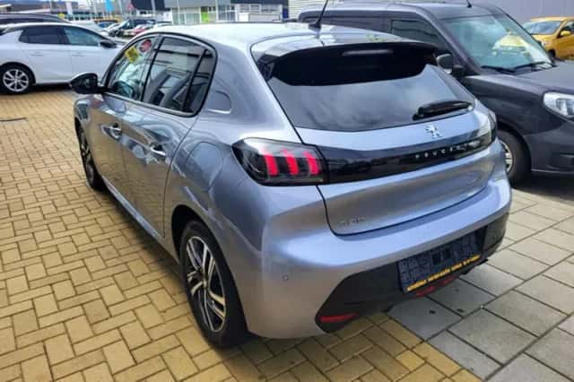 Peugeot 208 (2021) thumbnail 4