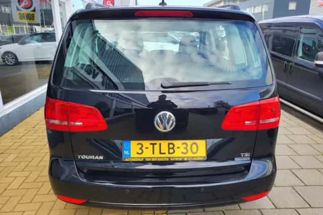Volkswagen Touran (2014) thumbnail 5