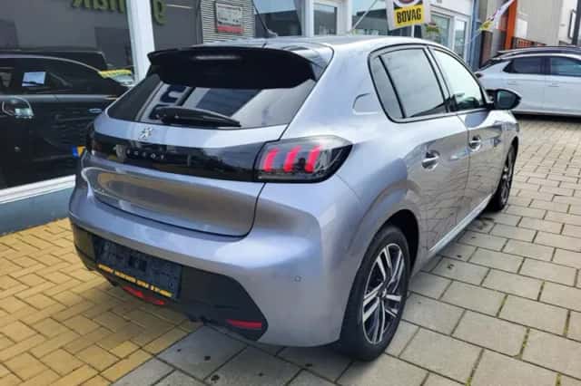 Peugeot 208 (2021) thumbnail 6