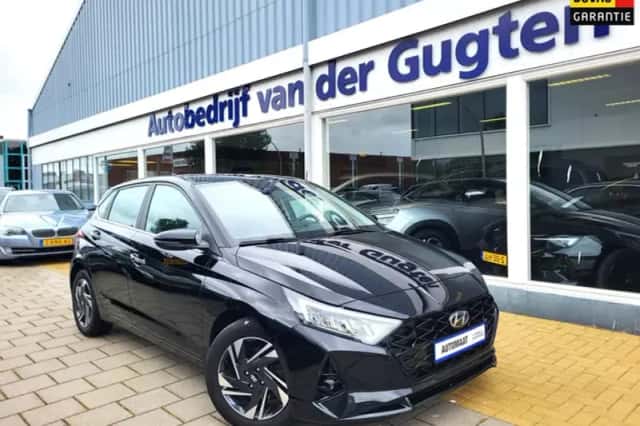 Hyundai i20 (2023) thumbnail 1