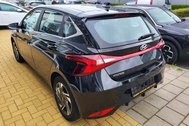 Hyundai i20 (2023) thumbnail 4