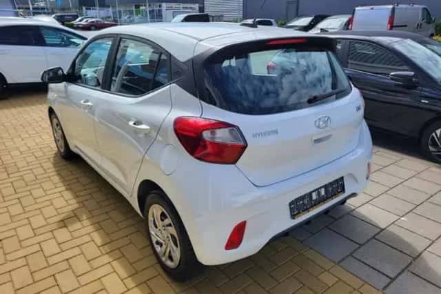 Hyundai i10 (2021) thumbnail 4