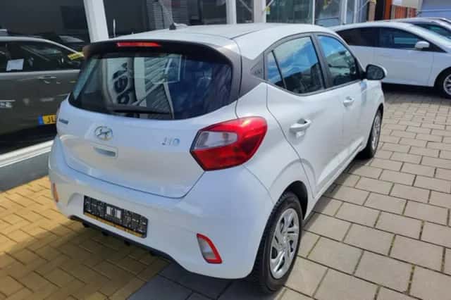 Hyundai i10 (2021) thumbnail 6