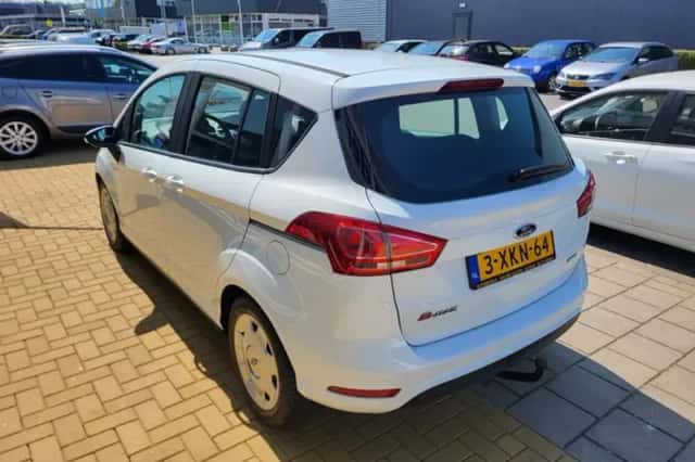 Ford B-Max (2014) thumbnail 4