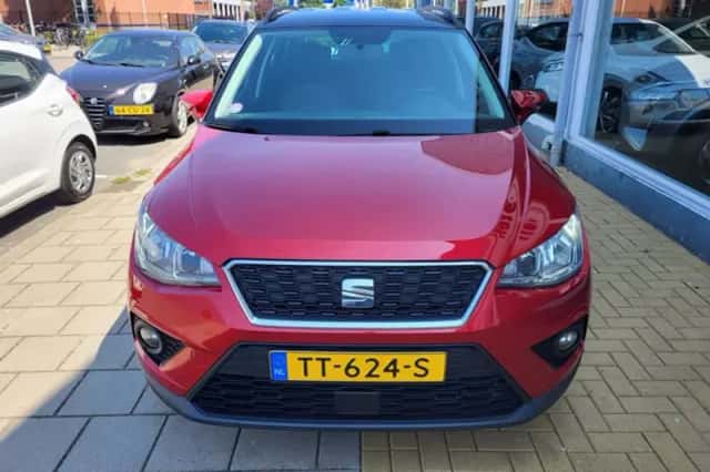 SEAT Arona (2018) thumbnail 2