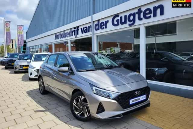 Hyundai i20 (2023) thumbnail 1