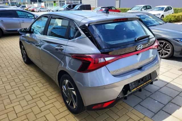 Hyundai i20 (2023) thumbnail 4