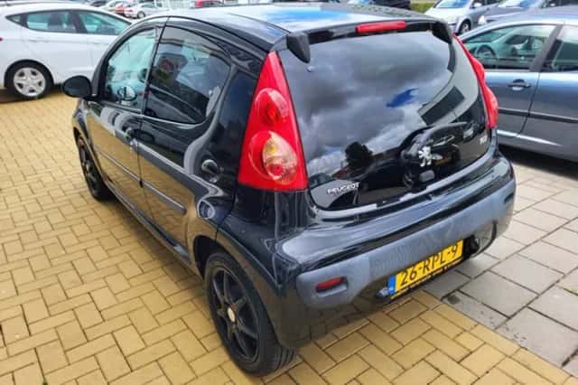 Peugeot 107 (2011) thumbnail 4
