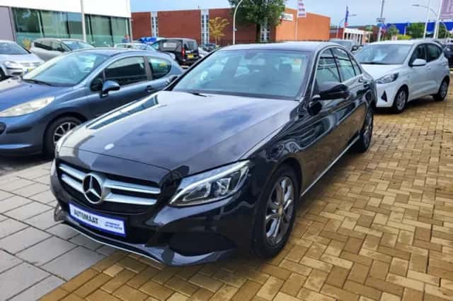 Mercedes-Benz C-Klasse (2015) thumbnail 3