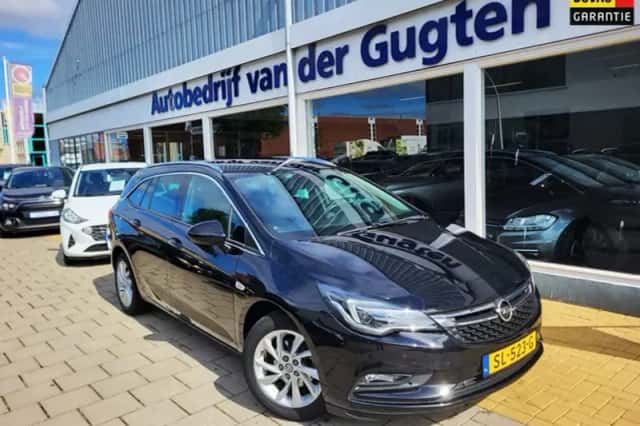 Opel Astra (2018) thumbnail 1