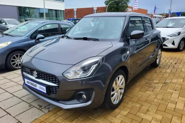 Suzuki Swift (2023) thumbnail 3