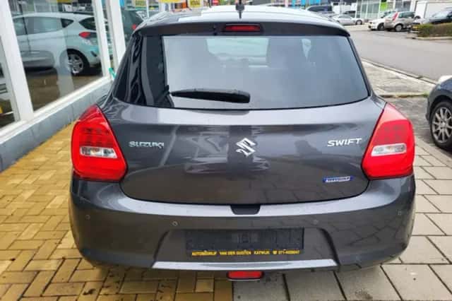 Suzuki Swift (2023) thumbnail 5