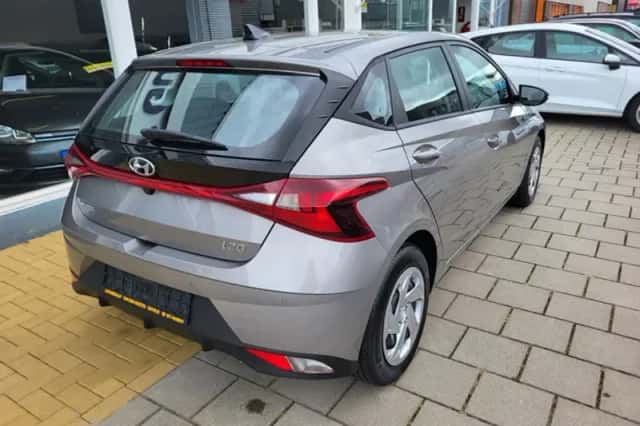 Hyundai i20 (2023) thumbnail 6