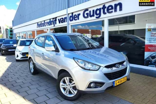 Hyundai ix35 (2012) thumbnail 1