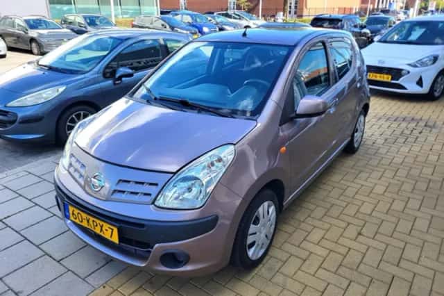 Nissan Pixo (2010) thumbnail 3
