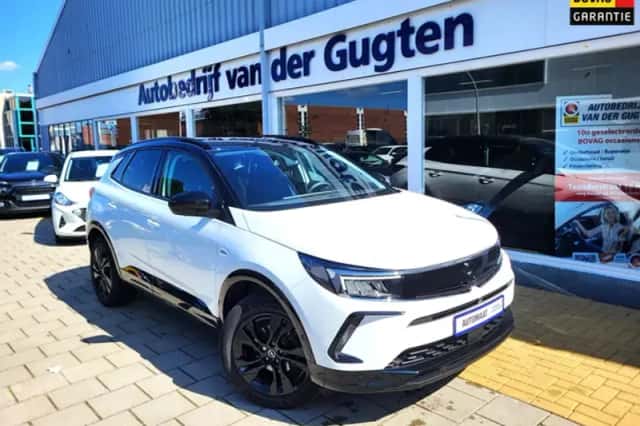 Opel Grandland (2024) thumbnail 1