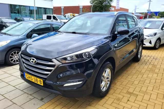 Hyundai Tucson (2017) thumbnail 3