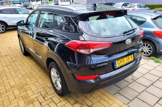 Hyundai Tucson (2017) thumbnail 4