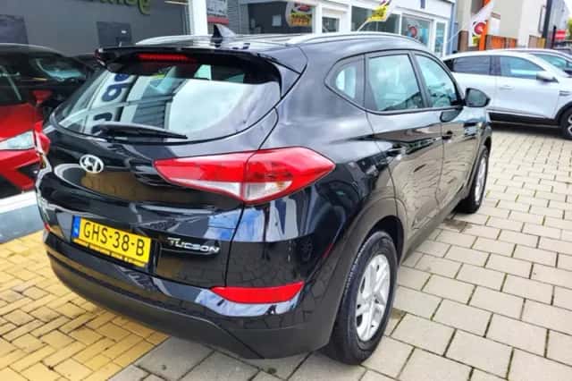 Hyundai Tucson (2017) thumbnail 6