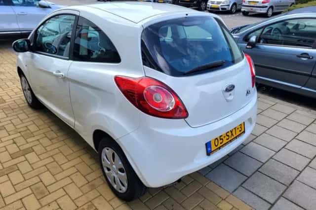 Ford Ka (2011) thumbnail 4
