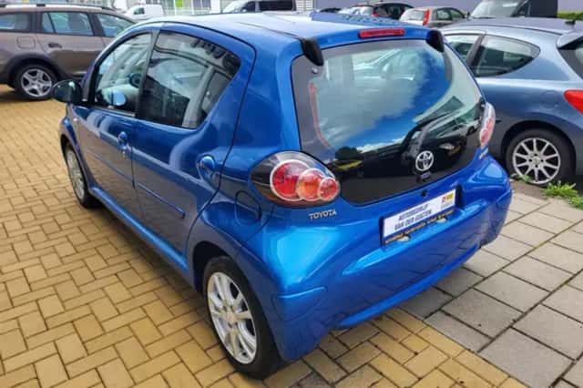 Toyota Aygo (2009) thumbnail 4