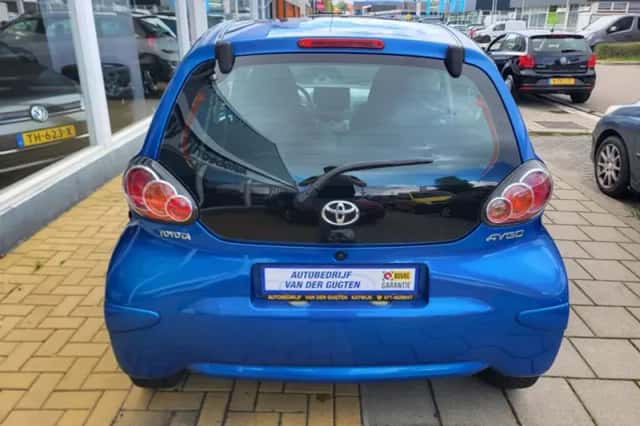Toyota Aygo (2009) thumbnail 5