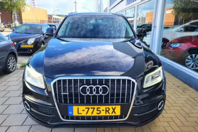 Audi Q5 (2017) thumbnail 2