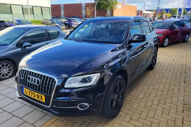 Audi Q5 (2017) thumbnail 3