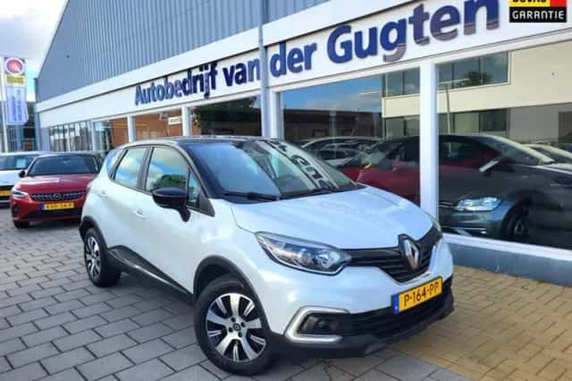 Renault Captur (2018) thumbnail 1