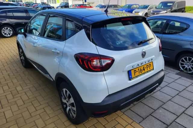 Renault Captur (2018) thumbnail 4