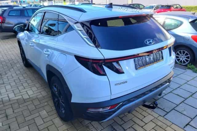 Hyundai Tucson (2021) thumbnail 4