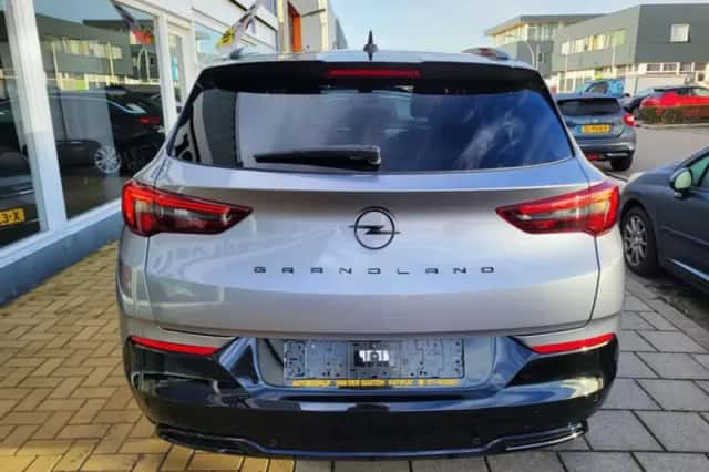 Opel Grandland (2023) thumbnail 5