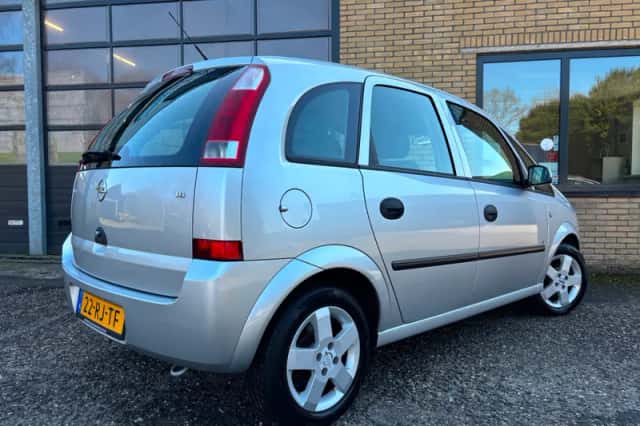 Opel Meriva (2005) thumbnail 3