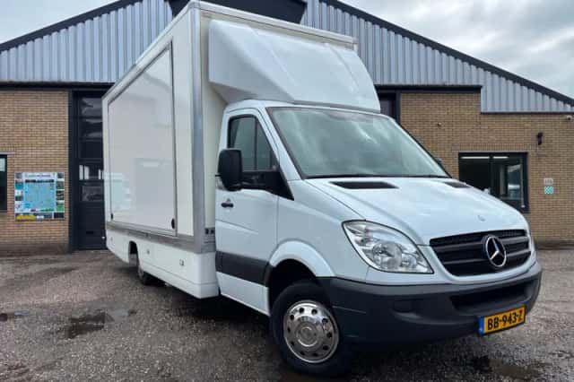 Mercedes-Benz Sprinter (2010) thumbnail 1
