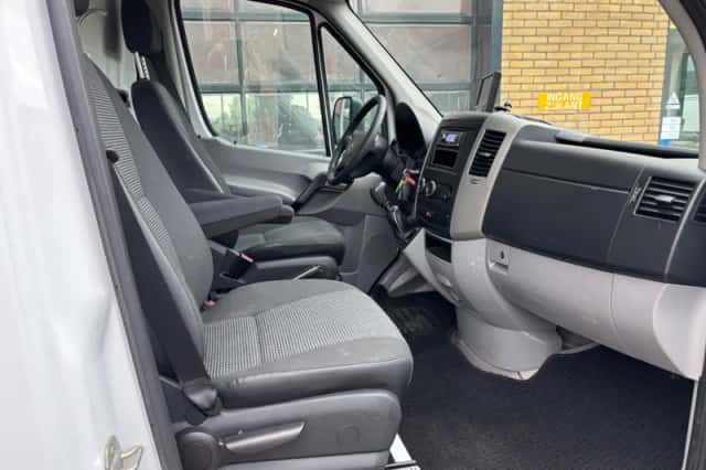 Mercedes-Benz Sprinter (2010) thumbnail 5