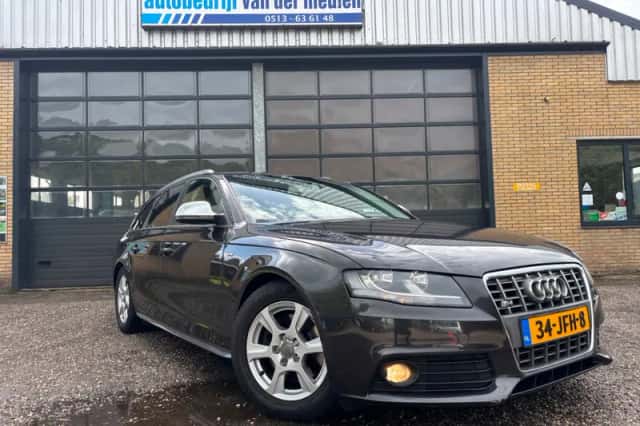 Audi A4 (2009) thumbnail 1