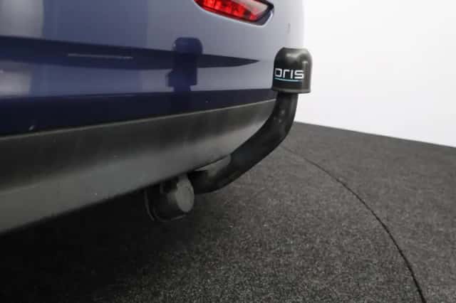 Peugeot 208 (2012) thumbnail 4