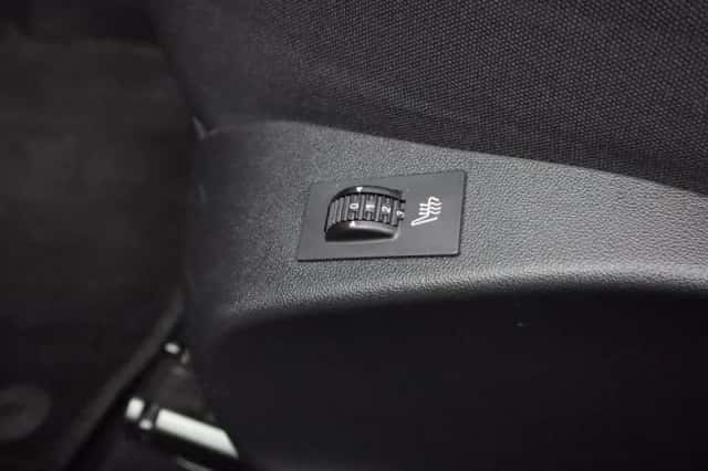 Peugeot 208 (2012) thumbnail 5