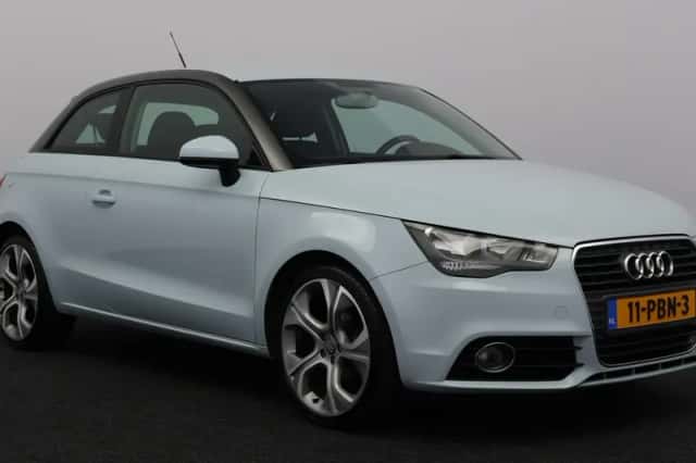 Audi A1 (2011) thumbnail 1