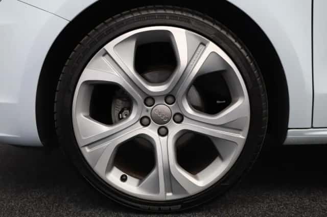 Audi A1 (2011) thumbnail 6