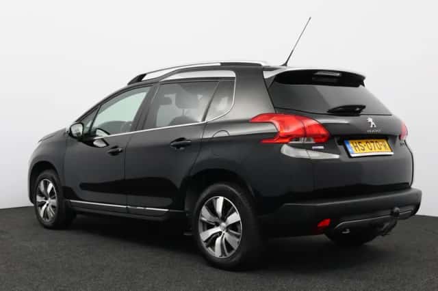 Peugeot 2008 (2016) thumbnail 2