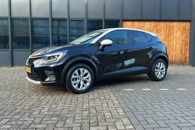 Renault Captur (2021) thumbnail 1